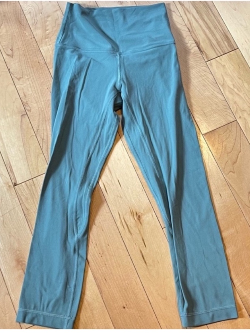 Lululemon Align high rise Crop *21" in Tidewater Teal size two (2)
